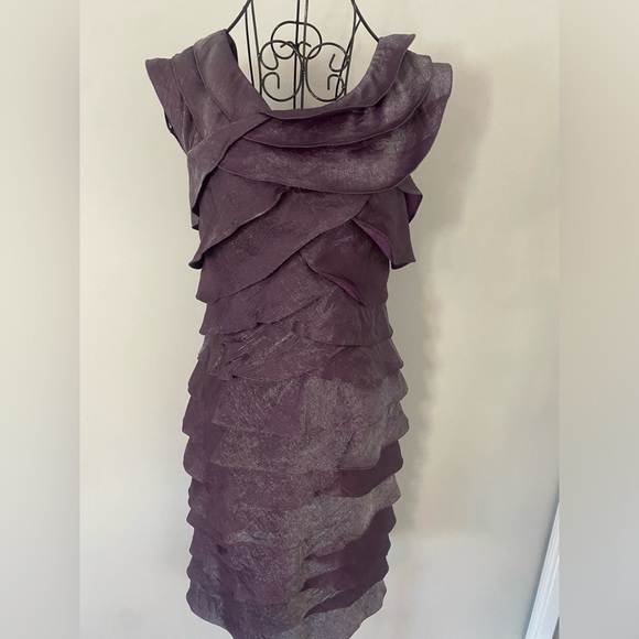 Adrianna Papell Purple Shimmer Tiered Tulip Ruffle Sleeveless Dress Size 6 - Picture 2 of 5